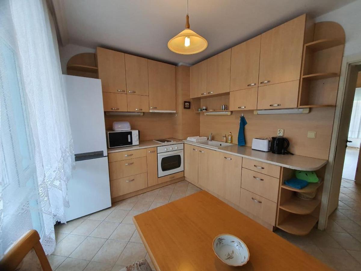 Апртамент Чайка Бл.17 Varna Buitenkant foto